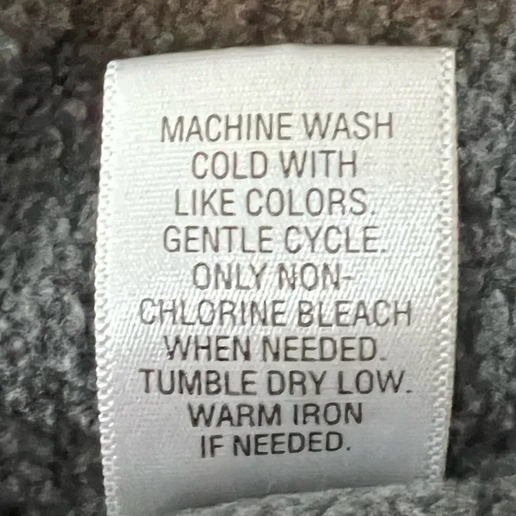 Croft & Barrow 1/4 Zip Pullover - Picture 5 of 5